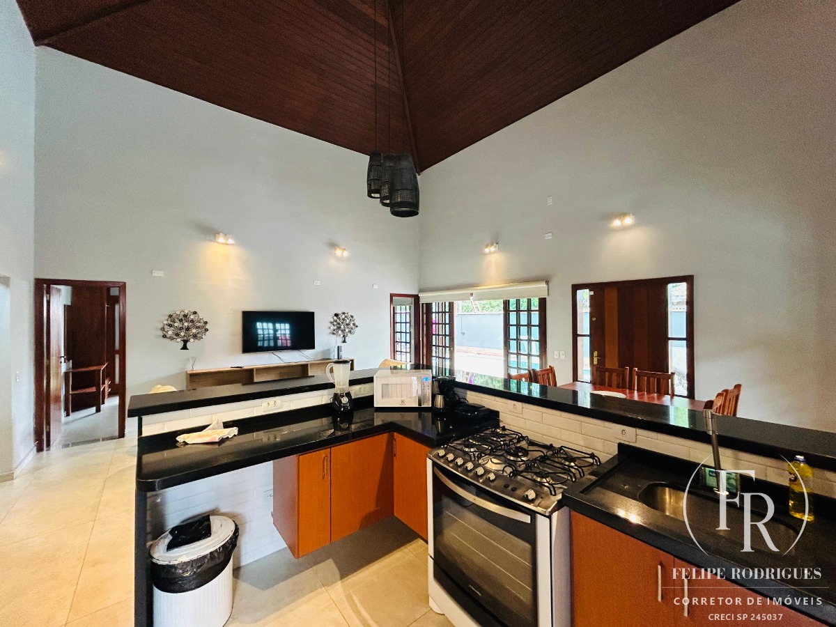 Casa, 5 quartos, 300 m² - Foto 2
