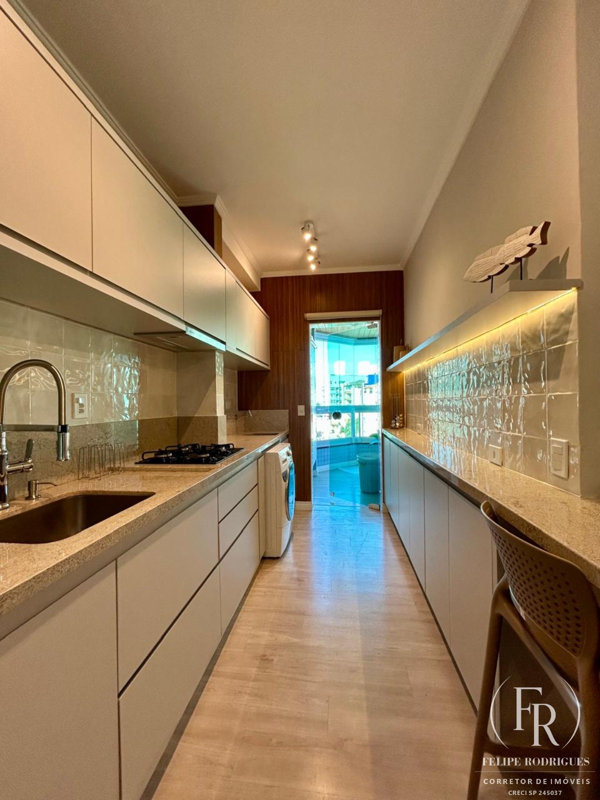 Cobertura, 3 quartos, 220 m² - Foto 11