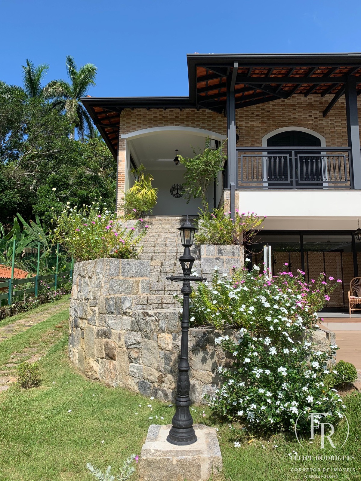 Casa, 5 quartos, 250 m² - Foto 2